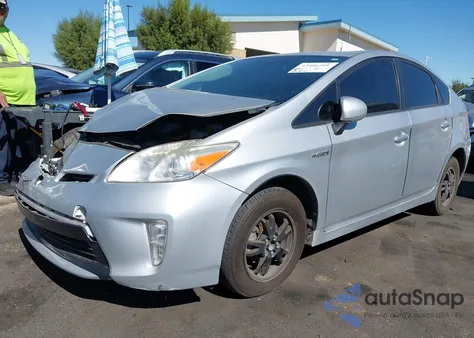 2013 Toyota Prius Two z USA, uszkodzony, nr VIN JTDKN3DU0D5581131